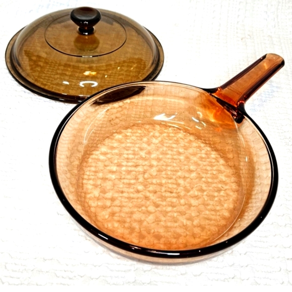 Vintage Pyrex Corning Vision Ware Amber Glass Skillet & Lid Fry Pan Set - Picture 1 of 3